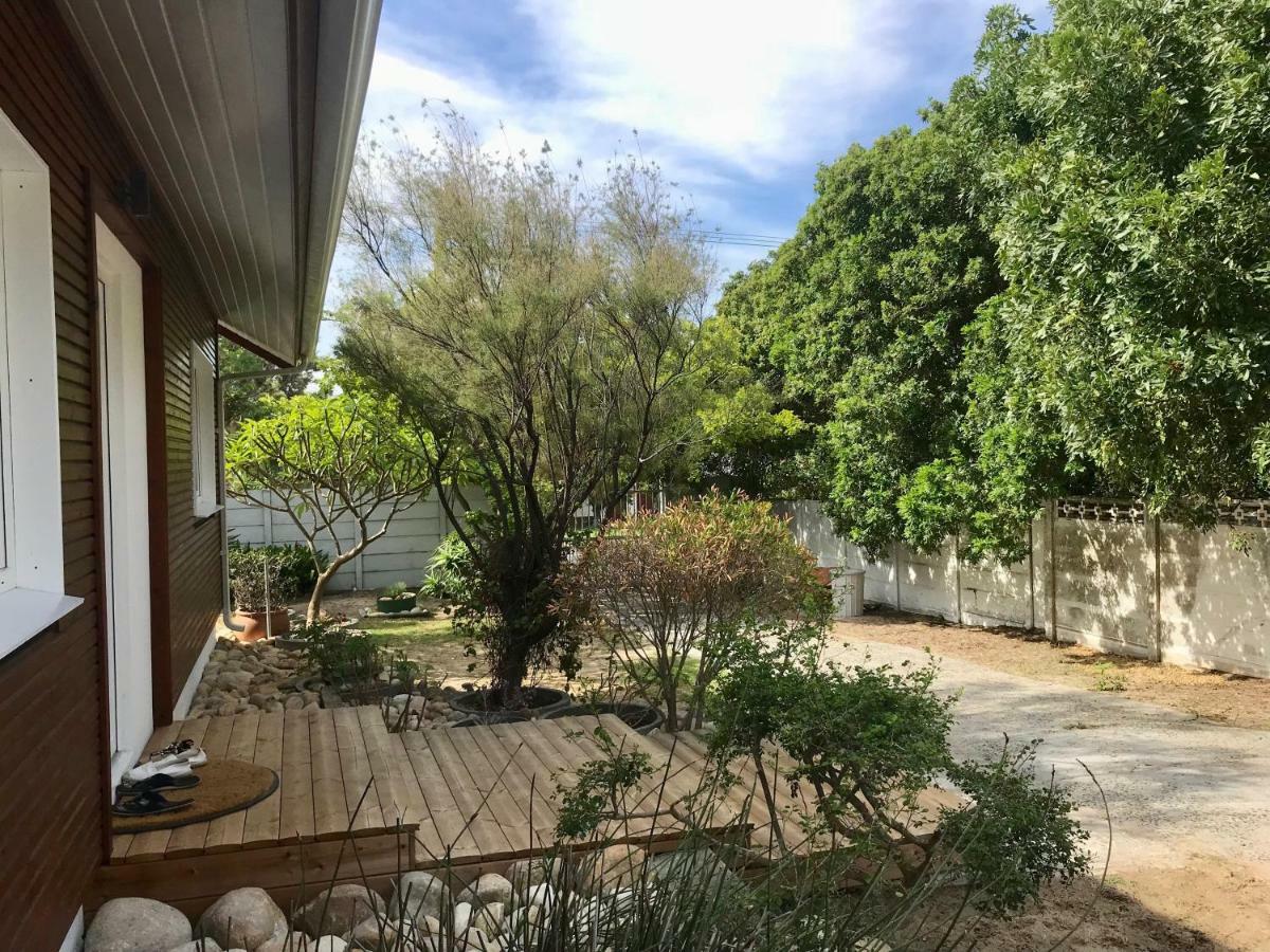 African Holiday Home In Table View Cape Town Bagian luar foto